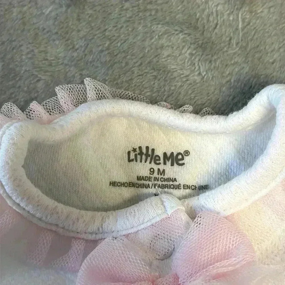 Little Me - NWOT - sleeveless  Romper/Jumpsuit/One piece outfit. Size 9 months - Picture 2 of 3